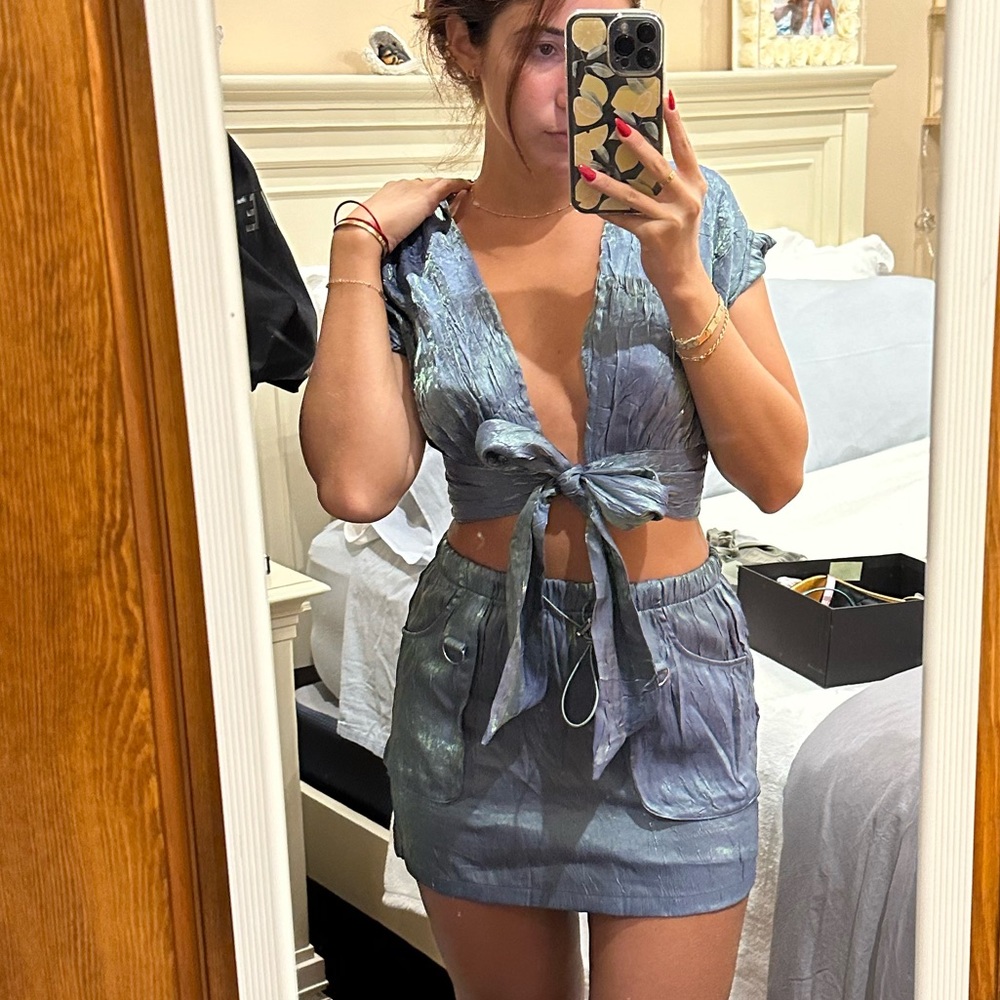 Two piece skirt set